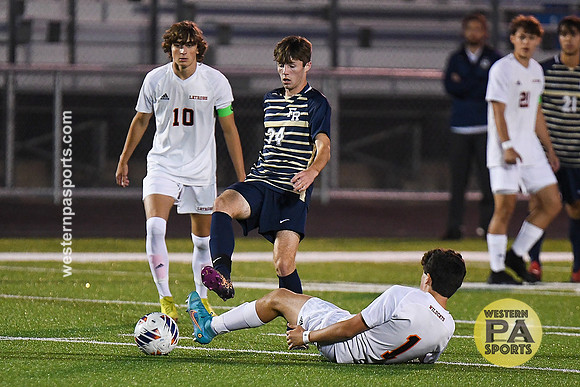 Boys Soccer_FR vs Latrobe_20220920-KR1_4279