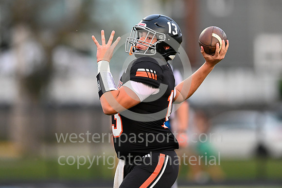 Football_Latrobe vs Norwin_20250905-KR3_5433