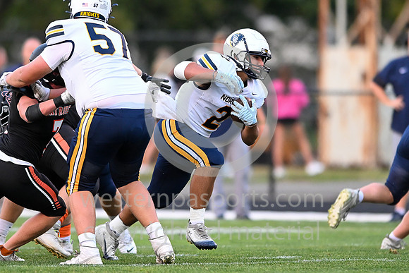 Football_Latrobe vs Norwin_20250905-KR3_5513