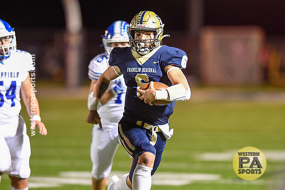 Football_FR vs Hempfield_20221014-KR1_0446