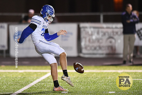 Football_FR vs Hempfield_20221014-KR1_0575