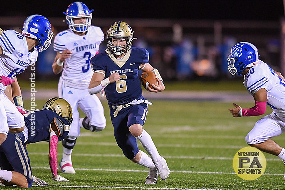 Football_FR vs Hempfield_20221014-KR1_0584