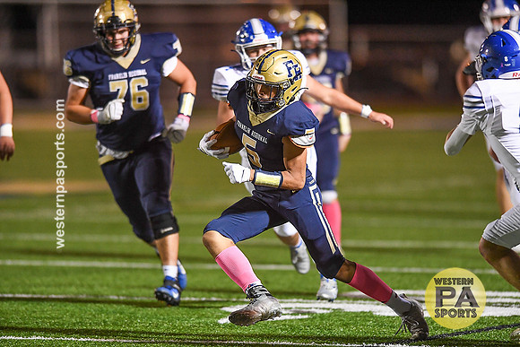 Football_FR vs Hempfield_20221014-KR1_0645