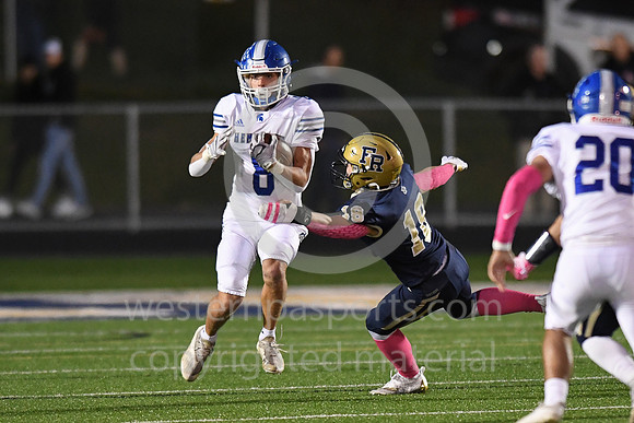 Football_FR vs Hempfield_20221014-KR1_0185