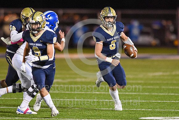Football_FR vs Hempfield_20221014-KR1_0271