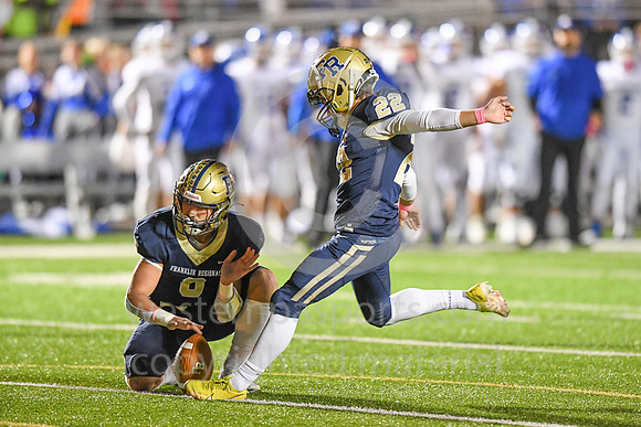 Football_FR vs Hempfield_20221014-KR1_0310