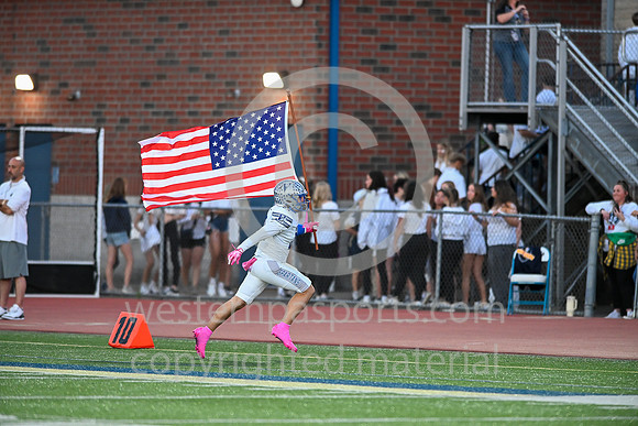 Football_Norwin vs Hempfield_20251003-KR2_7495