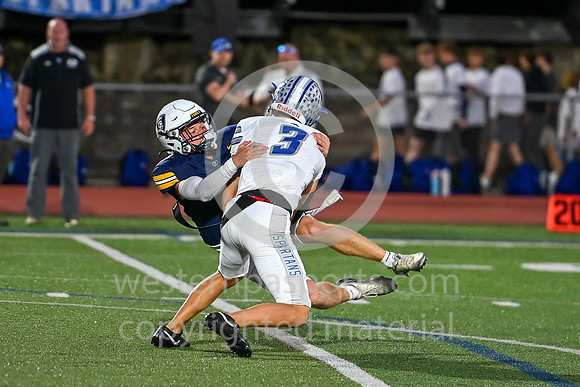 Football_Norwin vs Hempfield_20251003-KR3_1230