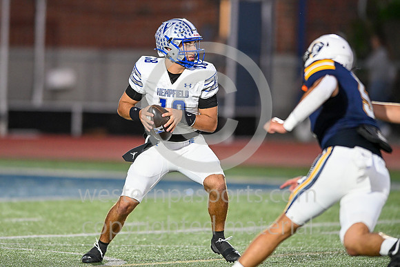 Football_Norwin vs Hempfield_20251003-KR2_7774