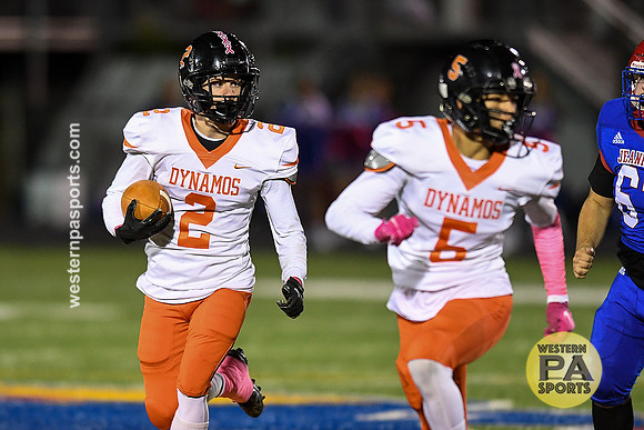 Football_Jeannette vs Springdale_20221021-KR1_5402