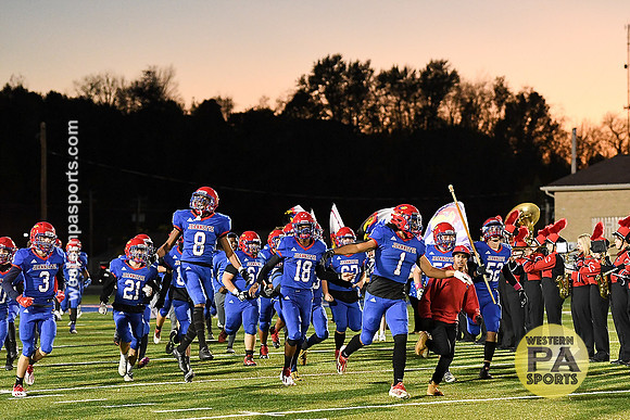 Football_Jeannette vs Springdale_20221021-WP1_8956