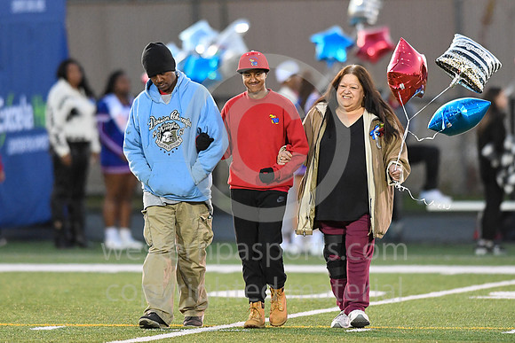 Football_Jeannette vs Springdale_20221021-KR1_4996