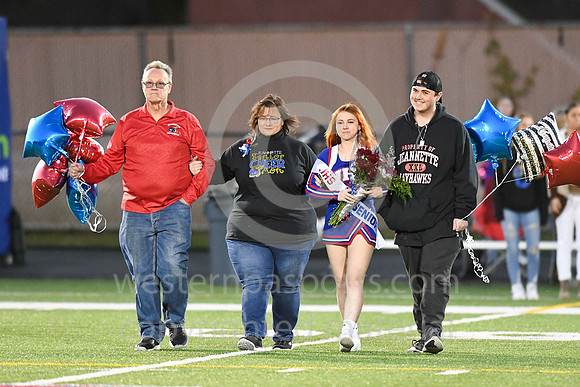 Football_Jeannette vs Springdale_20221021-KR1_5143