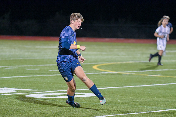 SSA Senior Night_20251009-KR2_4746