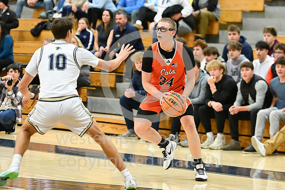 Boys Hoops_FR vs Latrobe_20260106-KR3_3599