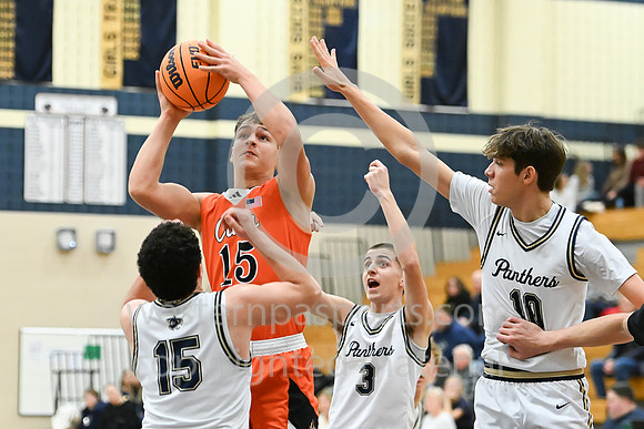 Boys Hoops_FR vs Latrobe_20260106-KR3_3623