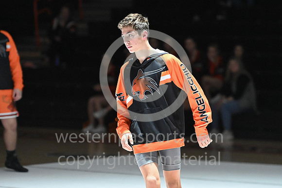 Boys Wrestling_Latrobe vs Hempfield_20260114-KR3_4873