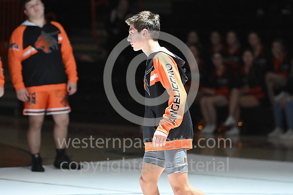 Boys Wrestling_Latrobe vs Hempfield_20260114-KR3_4876