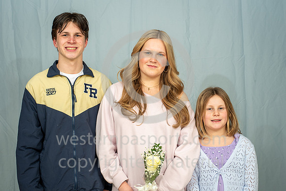 FR Swim Senior Night_20260212-KR5_7564