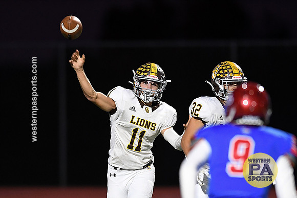 Football_Mt Pleasant vs Greensburg Salem_20220930-KR1_2968