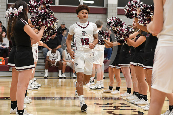 Boys Hoops_GCC vs Hempfield_20221222-KR1_7628