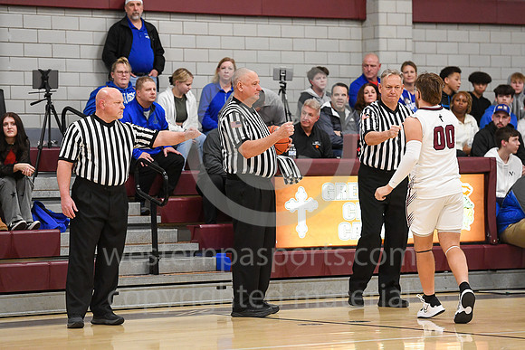 Boys Hoops_GCC vs Hempfield_20221222-KR1_7715
