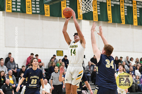 Boys Hoops_PT vs FR_20230103-KR1_9082