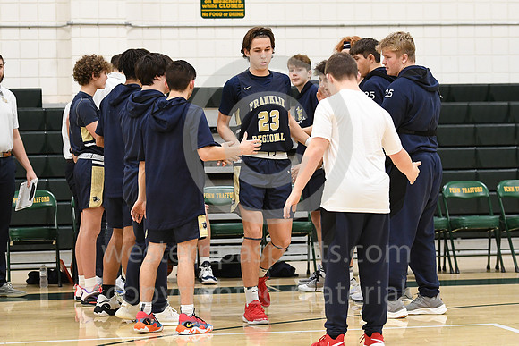 Boys Hoops_PT vs FR_20230103-KR1_8486