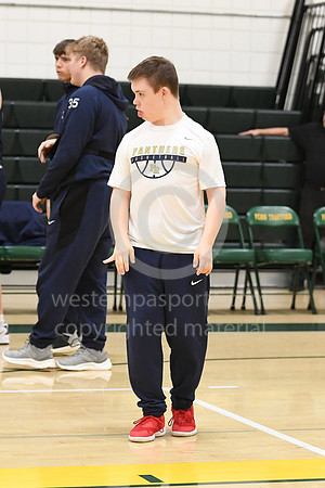 Boys Hoops_PT vs FR_20230103-KR1_8530