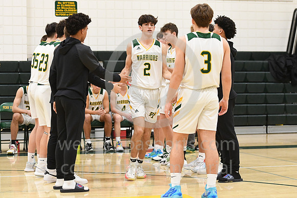 Boys Hoops_PT vs FR_20230103-KR1_8563
