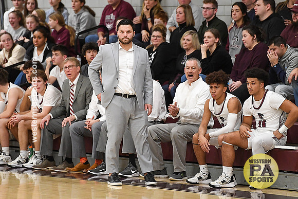 Boys Hoops_GCC vs Jeannette_20230106-KR1_1107