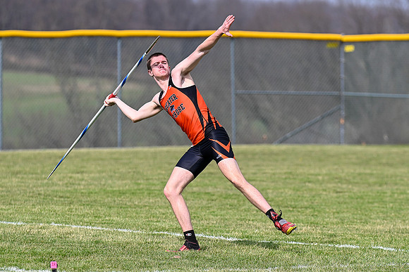 TrackField_Latrobe at Hempfield_20260331-KR2_8207