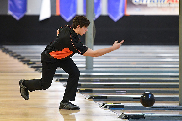 2023 WCCA Bowling_20230121-KR1_1792