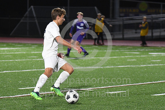 Boys Soccer_FR vs Plum_20220927-KR1_9421