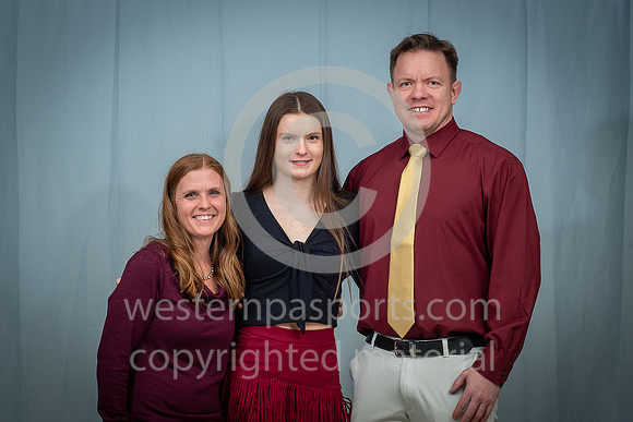 FR Swim Senior Night_20230203-KR5_1246