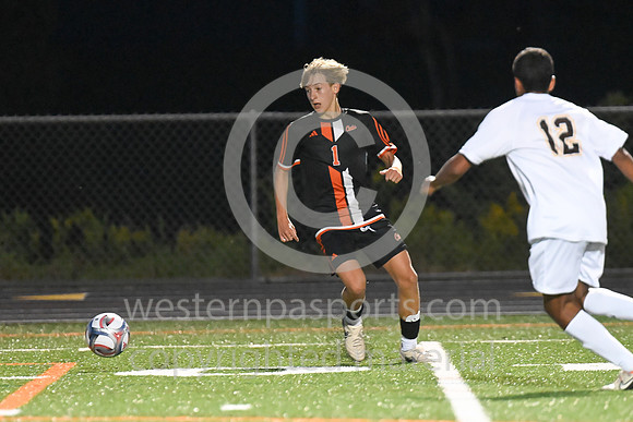 Boys Soccer_Latrobe vs GS_20260915-KR2_7745