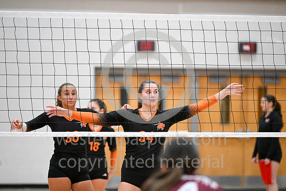 092926 - LatrobeGirlsVolleyball--BR-4623