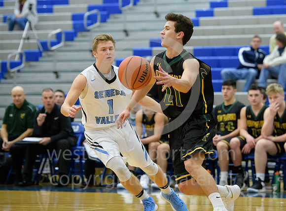Boys Hoops_Penn-Trafford vs Seneca Valley_20171209-KR1_7995