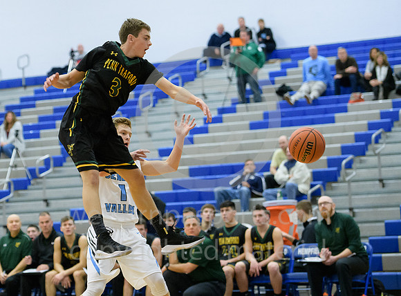 Boys Hoops_Penn-Trafford vs Seneca Valley_20171209-KR1_8022