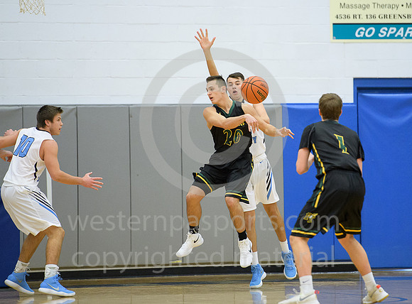 Boys Hoops_Penn-Trafford vs Seneca Valley_20171209-KR1_8051