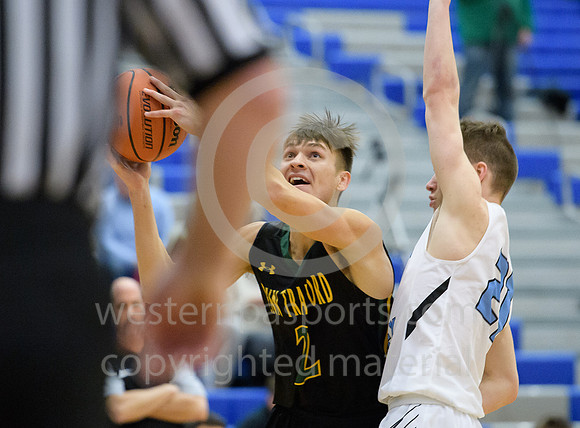 Boys Hoops_Penn-Trafford vs Seneca Valley_20171209-KR1_8087
