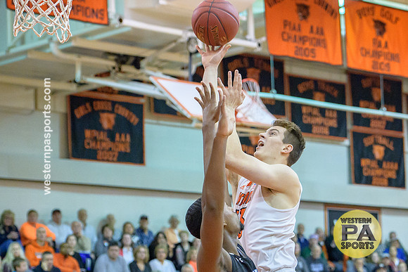 Boys Hoops-Latrobe vs Woodland Hills_20171215-KR1_9105