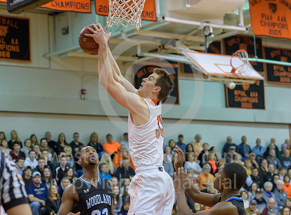 Boys Hoops_Latrobe vs Woodland Hills_20171215-KR1_9125