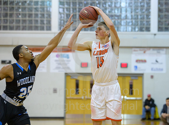 Boys Hoops_Latrobe vs Woodland Hills_20171215-KR1_9184