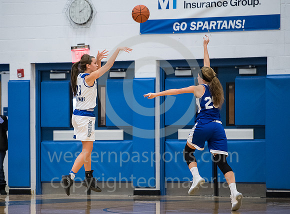 Girls Hoops_Hempfield vs Connellsville_20171216-KR1_9980