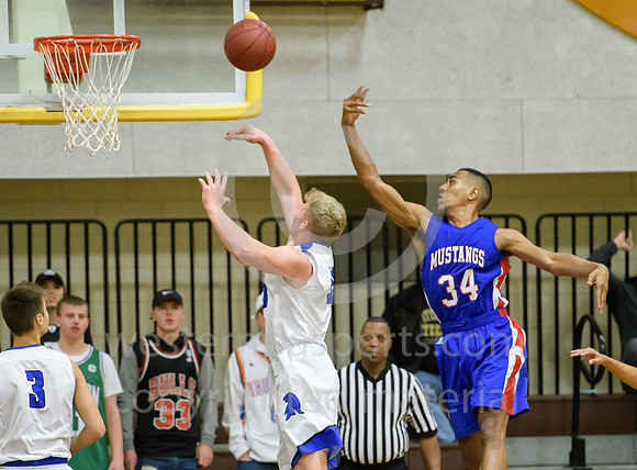Boys Hoops_Hempfield vs Laurel Highlands_20171228-KR1_3498
