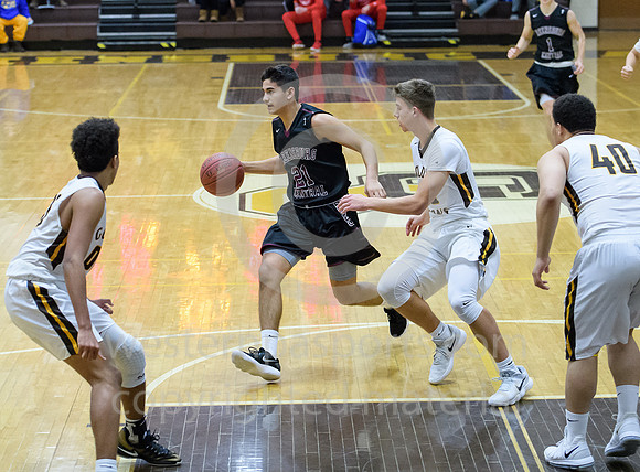 Boys Hoops_GS vs GCC_20171228-KR1_5155