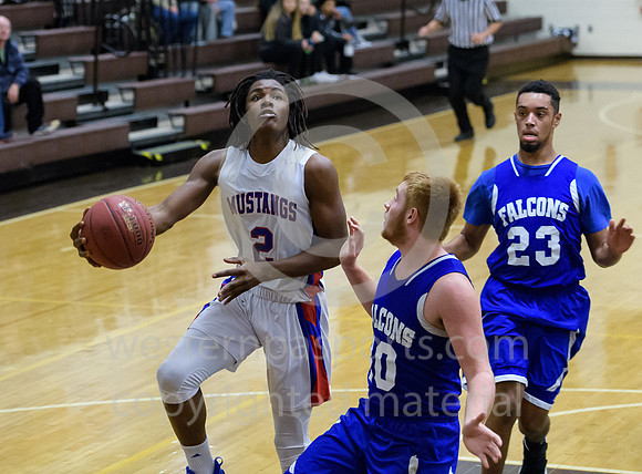 Boys Hoops_Connellsville vs Laurel Highlands_20171229-KR1_5583
