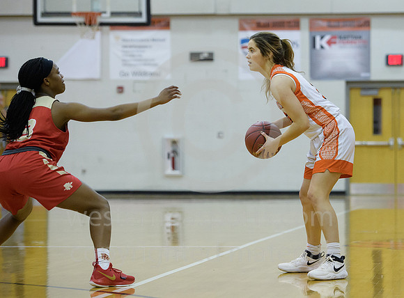 Girls Hoops_Latrobe vs Penn Hills_20180115-KR1_9971