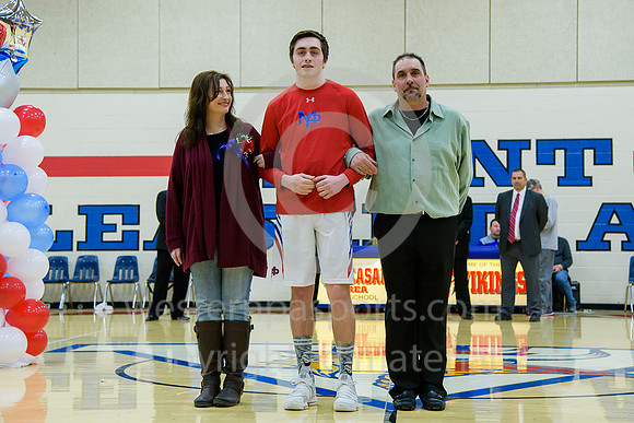 Basketball-Boys_Mt Pleasant vs Yough_20180209-KR5_5588